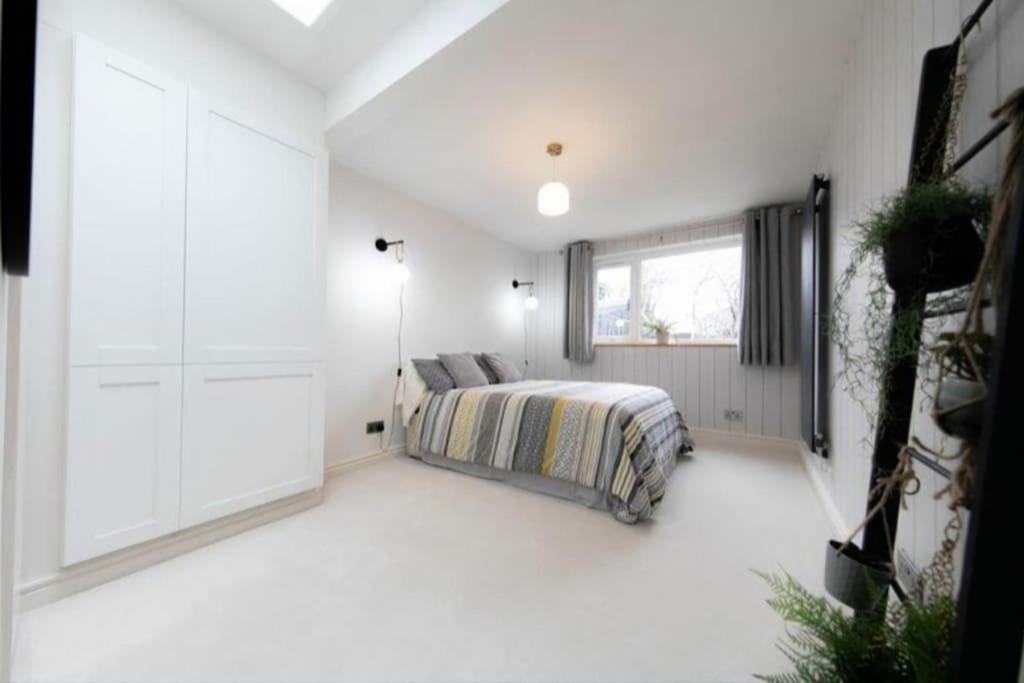 Recently Refurbished Home. Poulton-le-Fylde Exterior photo